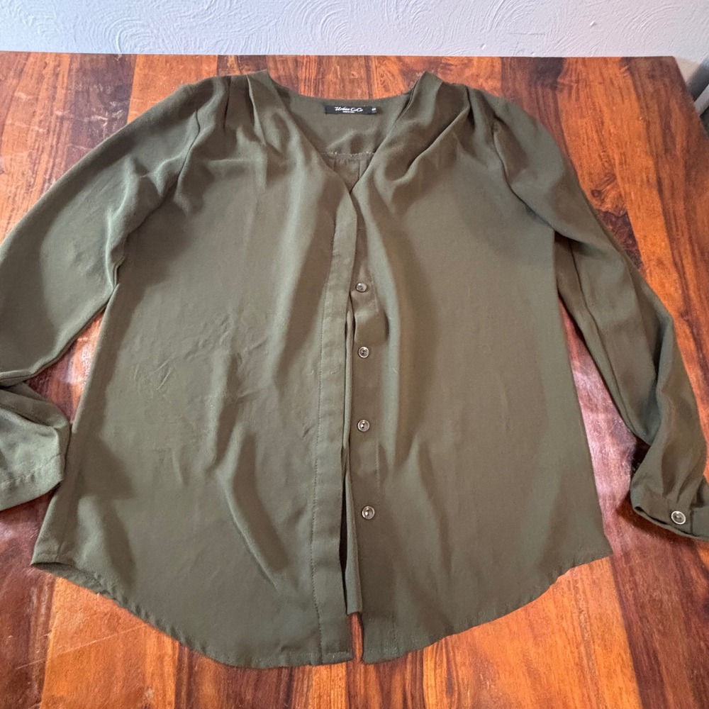 Urban CoCo Womens Olive Green V-Neck Button Down Long Sleeve Blouse Small